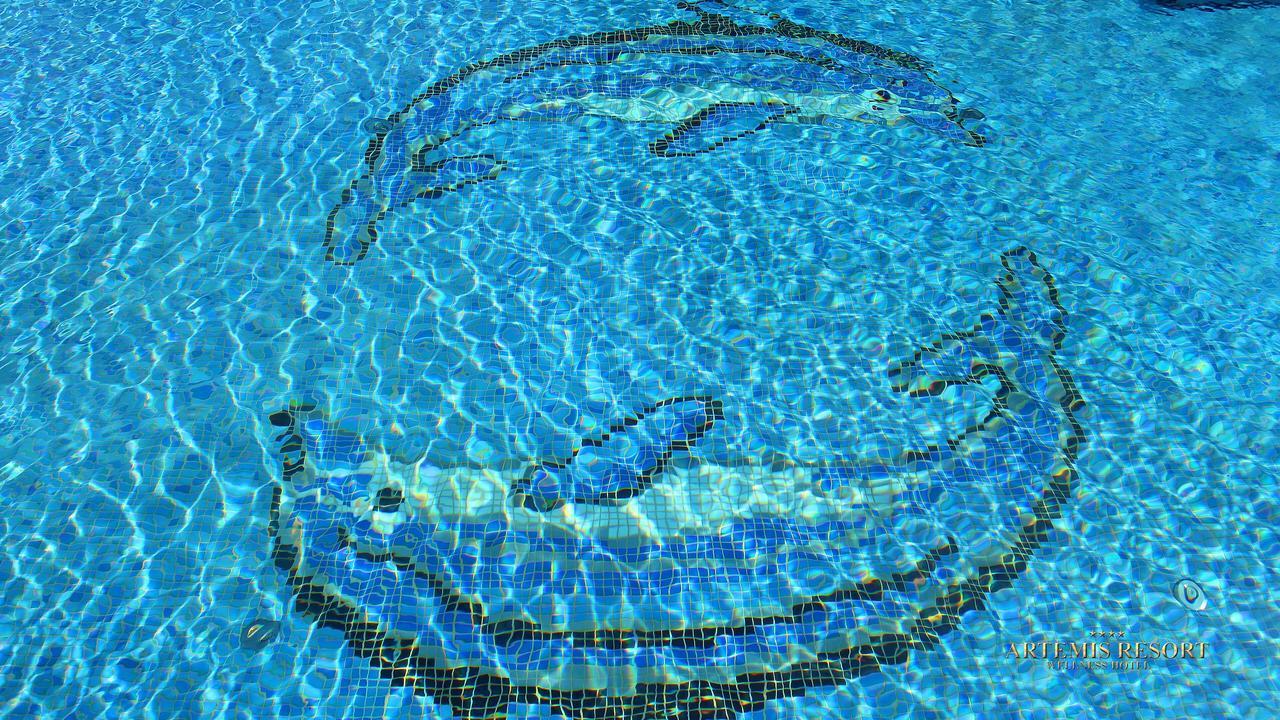 Artemis Resort Wellness Hotel Štúrovo 外观 照片
